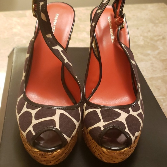 Wedge Heels! - Picture 3 of 4